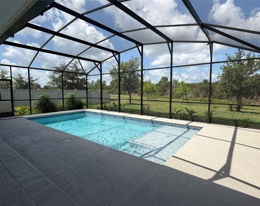 1659 Chatsworth Circle - Photo Thumbnail 18