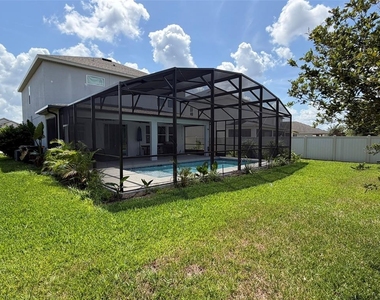 1659 Chatsworth Circle - Photo Thumbnail 20