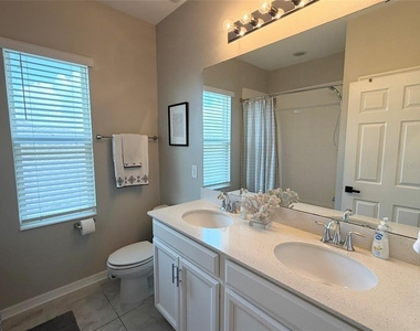 1659 Chatsworth Circle - Photo Thumbnail 15