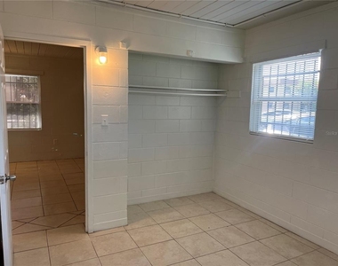 709 Boston Avenue - Photo Thumbnail 5