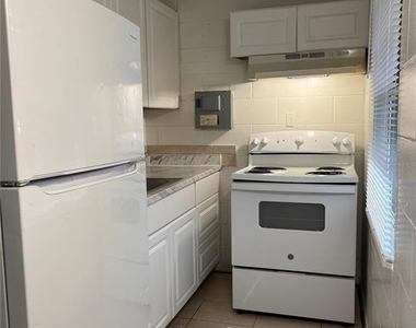 709 Boston Avenue - Photo Thumbnail 3