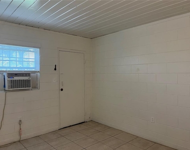 709 Boston Avenue - Photo Thumbnail 4