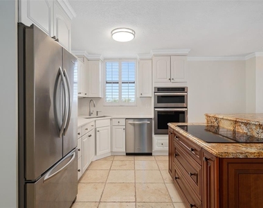 1100 S Orlando Avenue - Photo Thumbnail 9