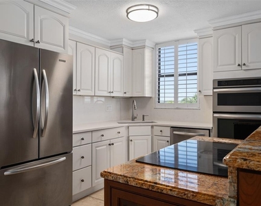 1100 S Orlando Avenue - Photo Thumbnail 8