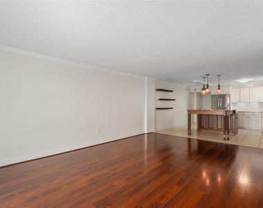 1100 S Orlando Avenue - Photo Thumbnail 5