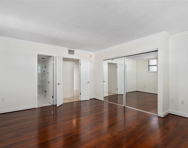 1100 S Orlando Avenue - Photo Thumbnail 15