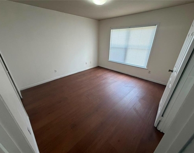7605 Pissarro Drive - Photo Thumbnail 12