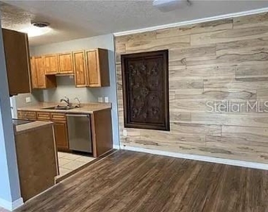 1695 Lee Road - Photo Thumbnail 4