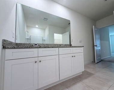 1344 Sugarwood Street - Photo Thumbnail 14