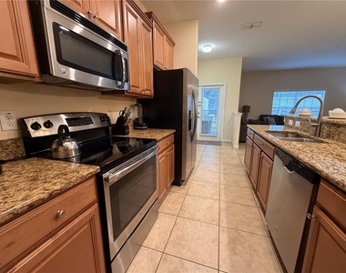 2931 Banana Palm Drive - Photo Thumbnail 5