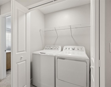14937 Harvest Street - Photo Thumbnail 18