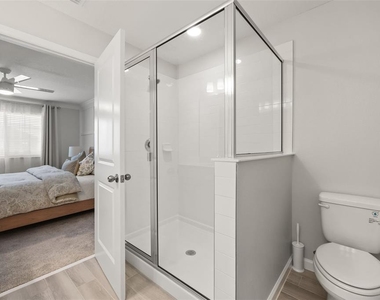14937 Harvest Street - Photo Thumbnail 17