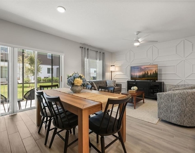 14937 Harvest Street - Photo Thumbnail 3