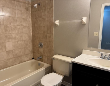 1643 Sandy Point Square - Photo Thumbnail 18