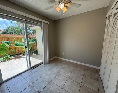 1643 Sandy Point Square - Photo Thumbnail 19