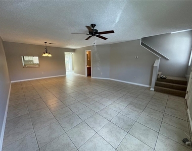 1643 Sandy Point Square - Photo Thumbnail 3