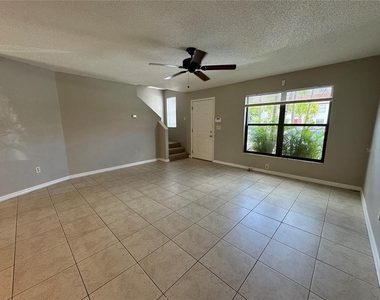 1643 Sandy Point Square - Photo Thumbnail 4