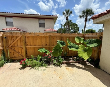 1643 Sandy Point Square - Photo Thumbnail 22