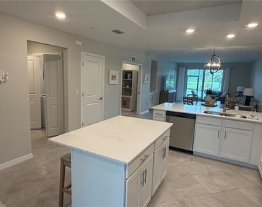 12440 Wellen Golf Street - Photo Thumbnail 15