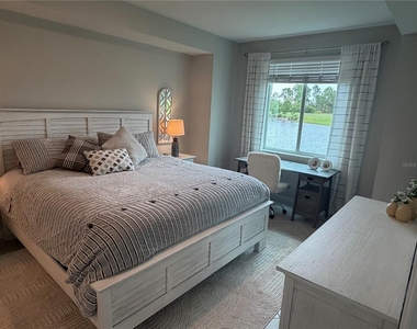 12440 Wellen Golf Street - Photo Thumbnail 10