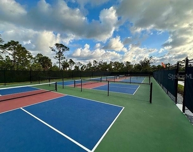 12440 Wellen Golf Street - Photo Thumbnail 30