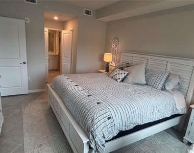 12440 Wellen Golf Street - Photo Thumbnail 11