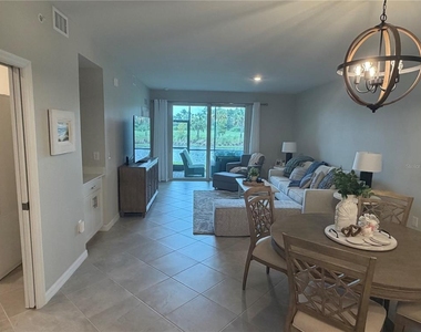 12440 Wellen Golf Street - Photo Thumbnail 6