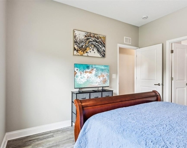 1108 Fox Lake Drive - Photo Thumbnail 18