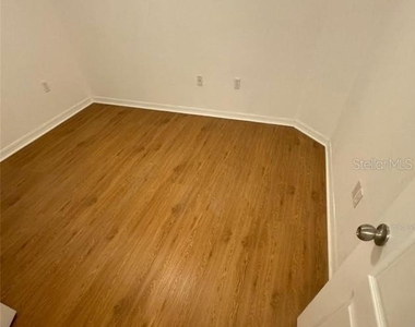 7249 Twin Cedar Lane - Photo Thumbnail 13