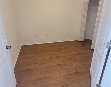 7249 Twin Cedar Lane - Photo Thumbnail 33