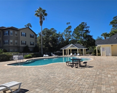 4872 Nw 42nd Road - Photo Thumbnail 2