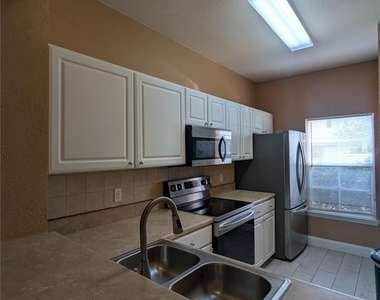 4872 Nw 42nd Road - Photo Thumbnail 8