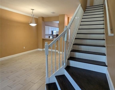 4872 Nw 42nd Road - Photo Thumbnail 14