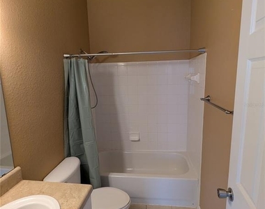 4872 Nw 42nd Road - Photo Thumbnail 25
