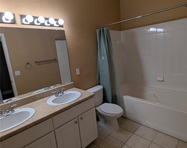 4872 Nw 42nd Road - Photo Thumbnail 38
