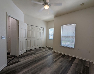 4833 Nw 46th Place - Photo Thumbnail 23