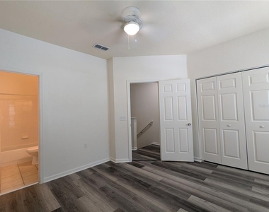 4833 Nw 46th Place - Photo Thumbnail 19