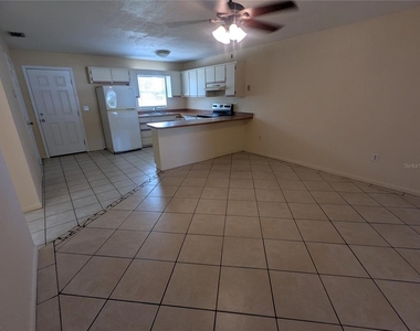 824 N Saint Clair Abrams Avenue - Photo Thumbnail 12