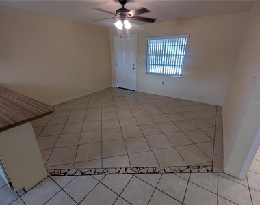 824 N Saint Clair Abrams Avenue - Photo Thumbnail 3