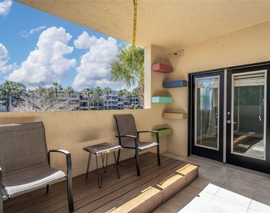 300 Bella Harbor Court - Photo Thumbnail 33