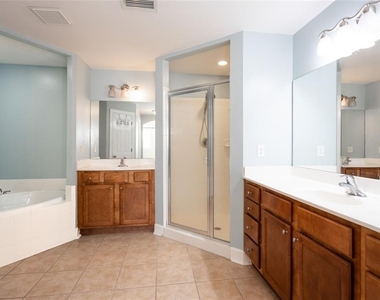 300 Bella Harbor Court - Photo Thumbnail 23