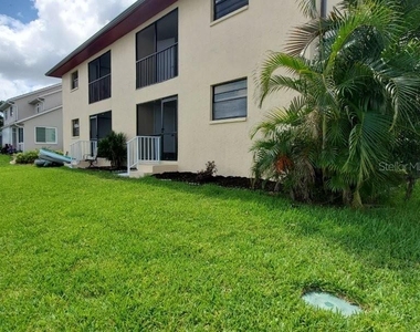 3768 Bal Harbor Boulevard - Photo Thumbnail 6