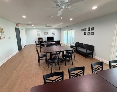 21287 Gertrude Avenue - Photo Thumbnail 7