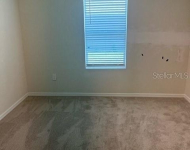 25118 Doredo Drive - Photo Thumbnail 12