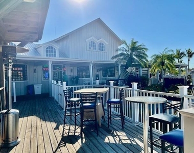 3191 Matecumbe Key Road - Photo Thumbnail 43