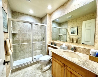 3191 Matecumbe Key Road - Photo Thumbnail 27