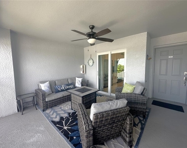 14050 Heritage Landing Boulevard - Photo Thumbnail 2