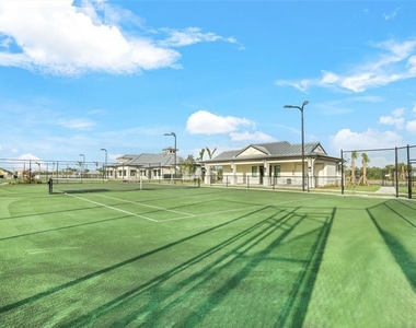 14050 Heritage Landing Boulevard - Photo Thumbnail 41