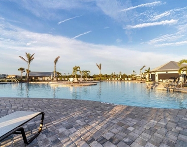 14050 Heritage Landing Boulevard - Photo Thumbnail 34