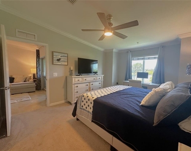 14050 Heritage Landing Boulevard - Photo Thumbnail 14